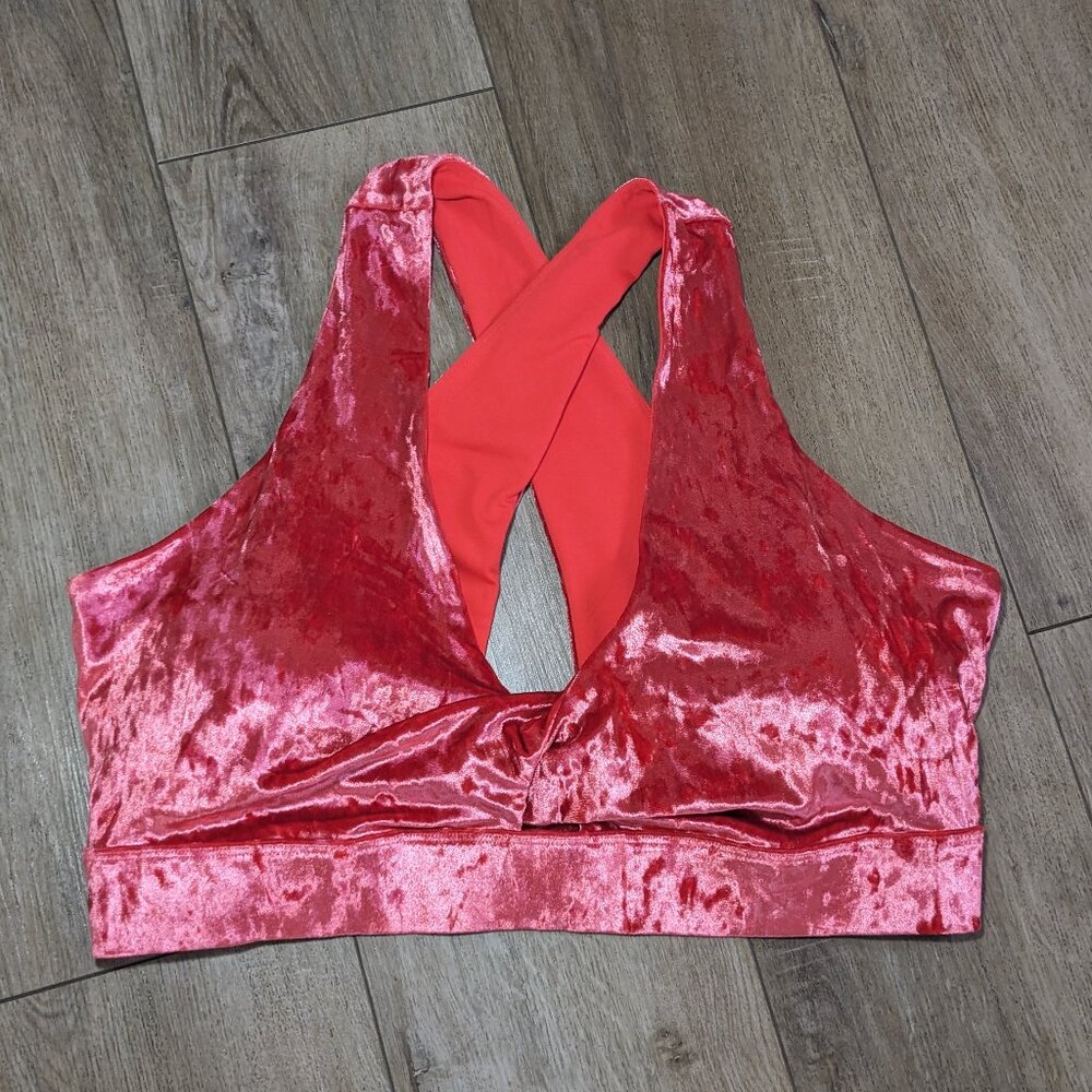 Fabletics 2X Crushed Velour Sports Bra in Strawberry Red